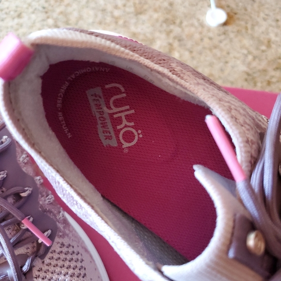 Ryka Women's Momentum 2.0 Walking Sneaker, Violet Ice, Size 7 - Picture 5 of 6